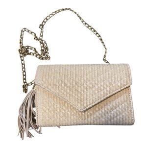 Elegant Cream Woven Shoulder Bag